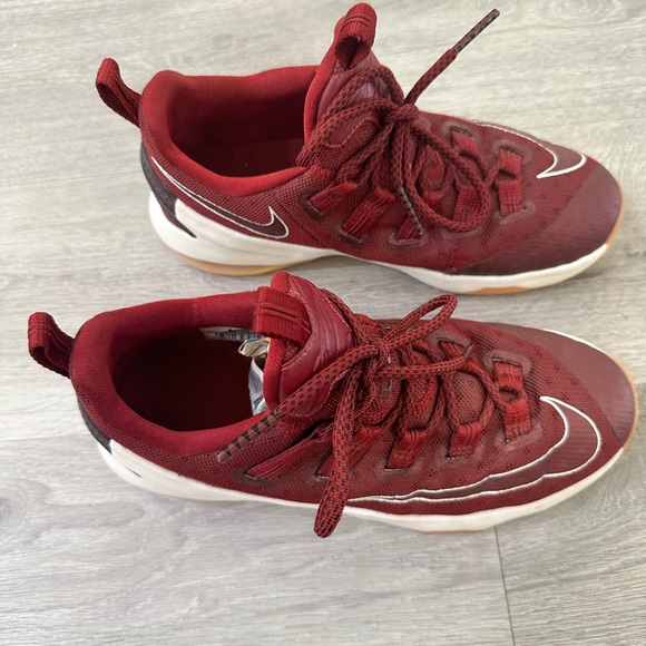 Nike Lebron 13 sneakers - Picture 2 of 5